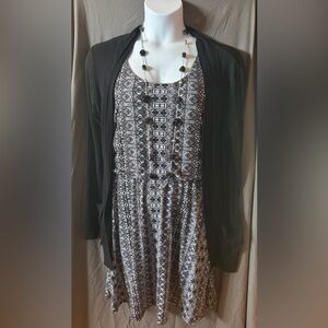 Black and White Geometric Pattern Dress
